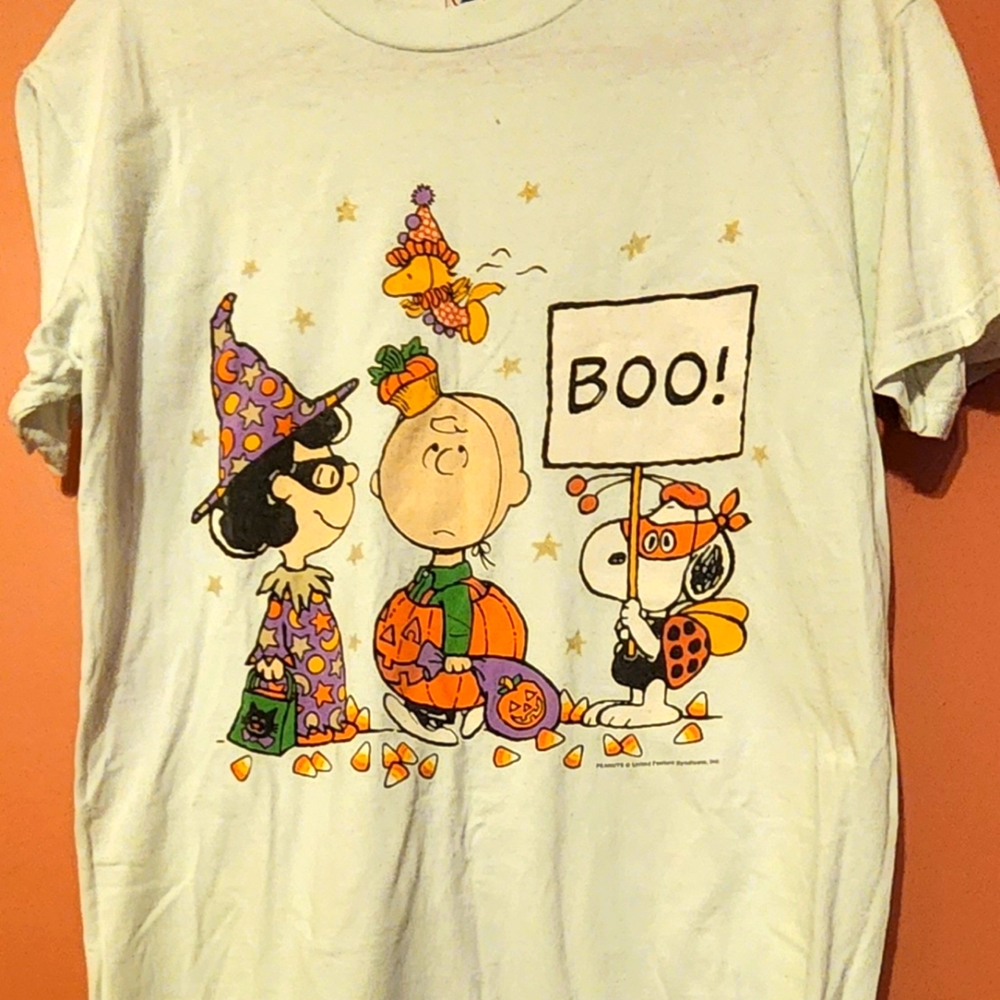 Snoopy Halloween T Shirt size M Womens